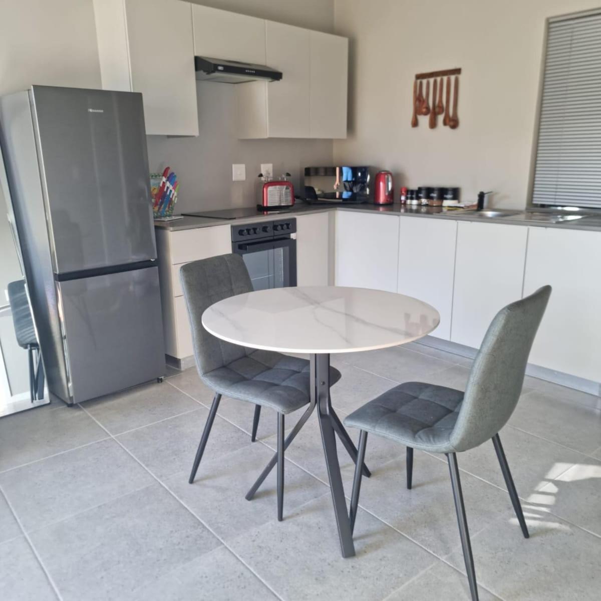 Bright & Stylish Seaside Getaway * Langebaan